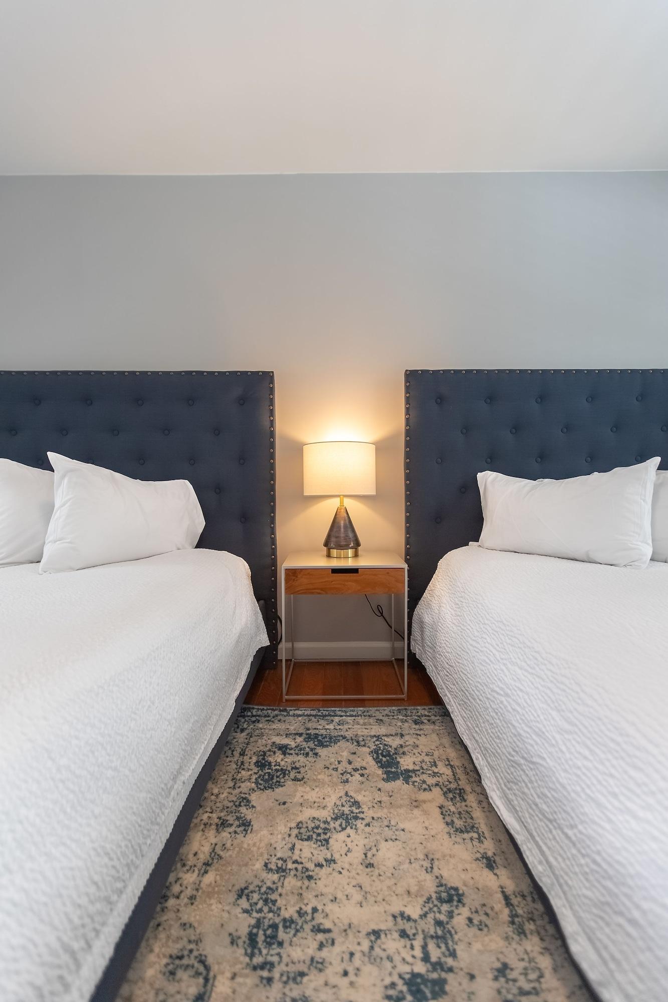 Seven Hills Inn 레녹스 외부 사진