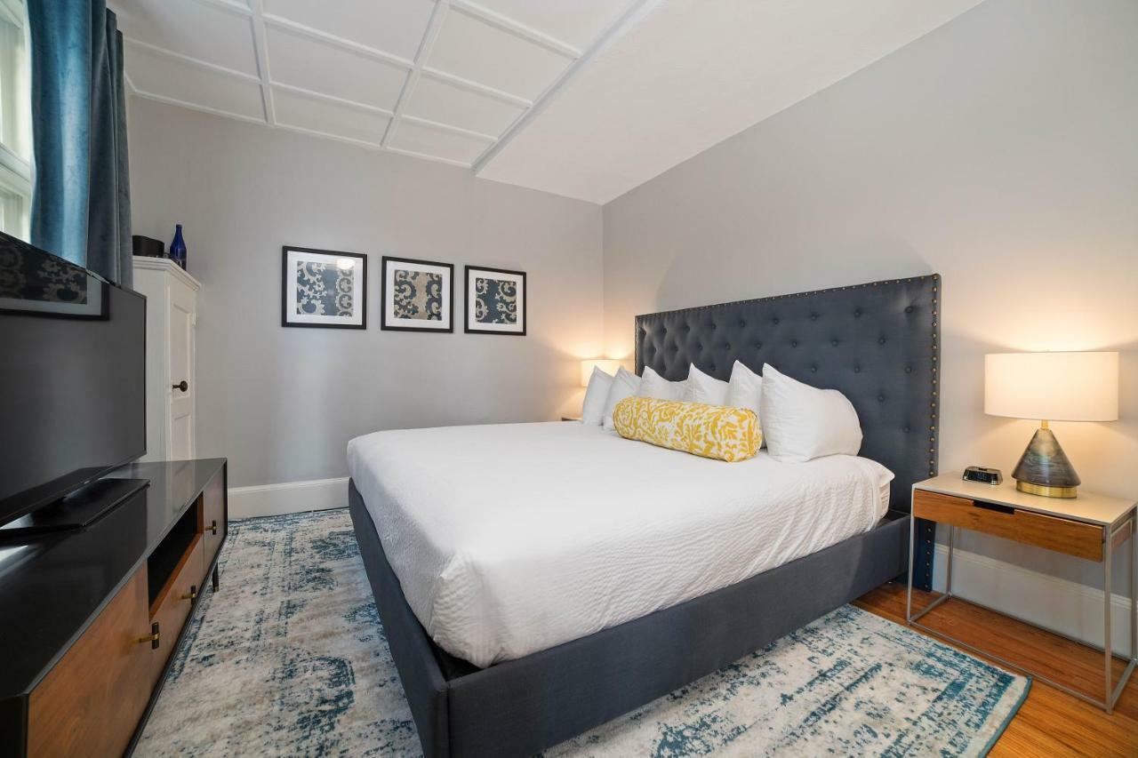 Seven Hills Inn 레녹스 외부 사진
