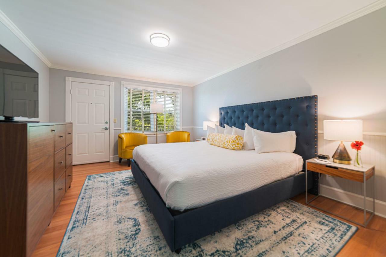 Seven Hills Inn 레녹스 외부 사진